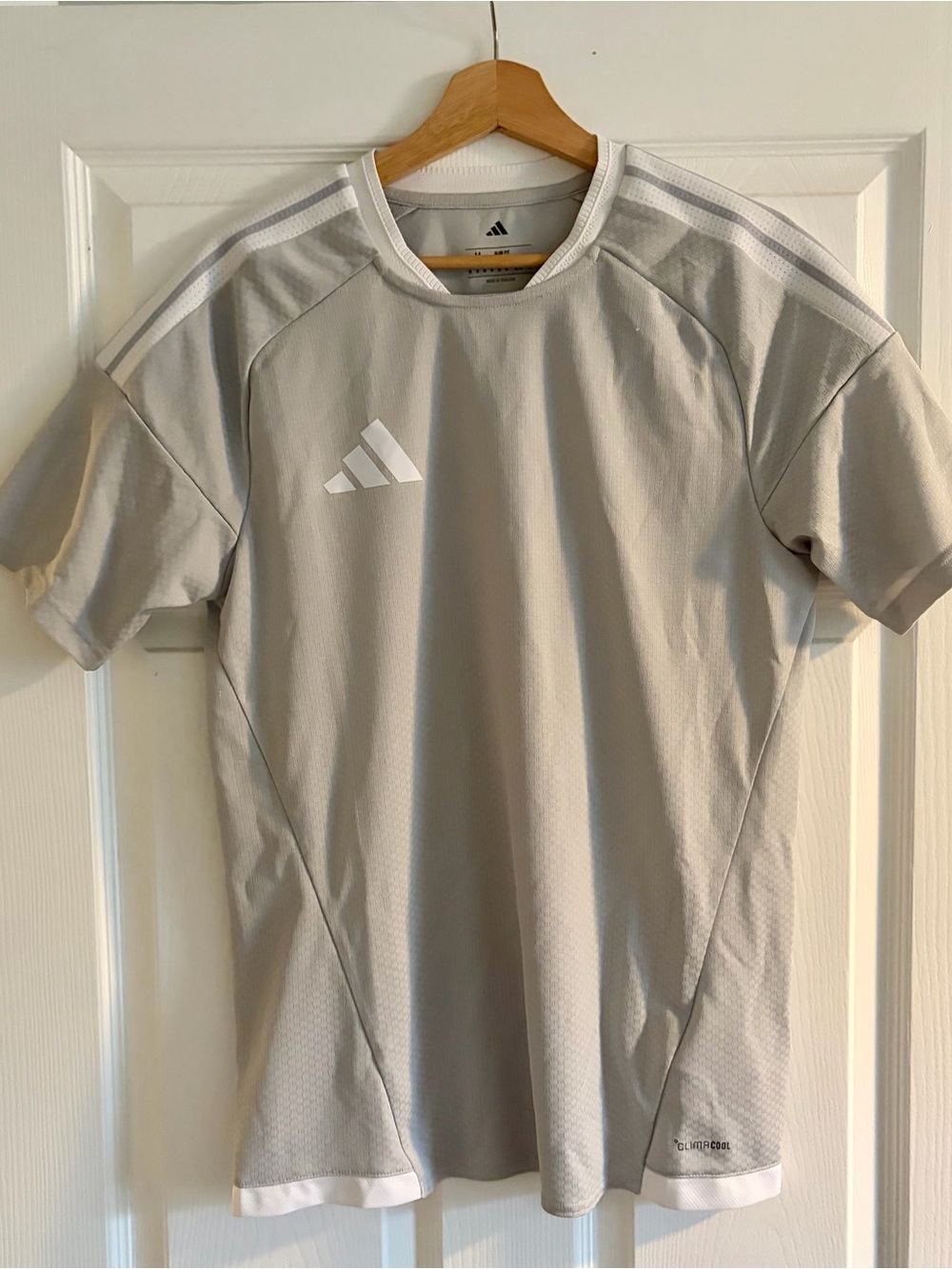 adidas Men’s Light Gray Athletic Training Jersey